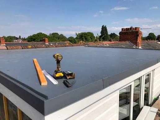 Gutter and flat roof edge in Cork